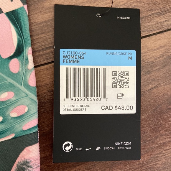 Nike tank top Medium - Picture 4 of 5